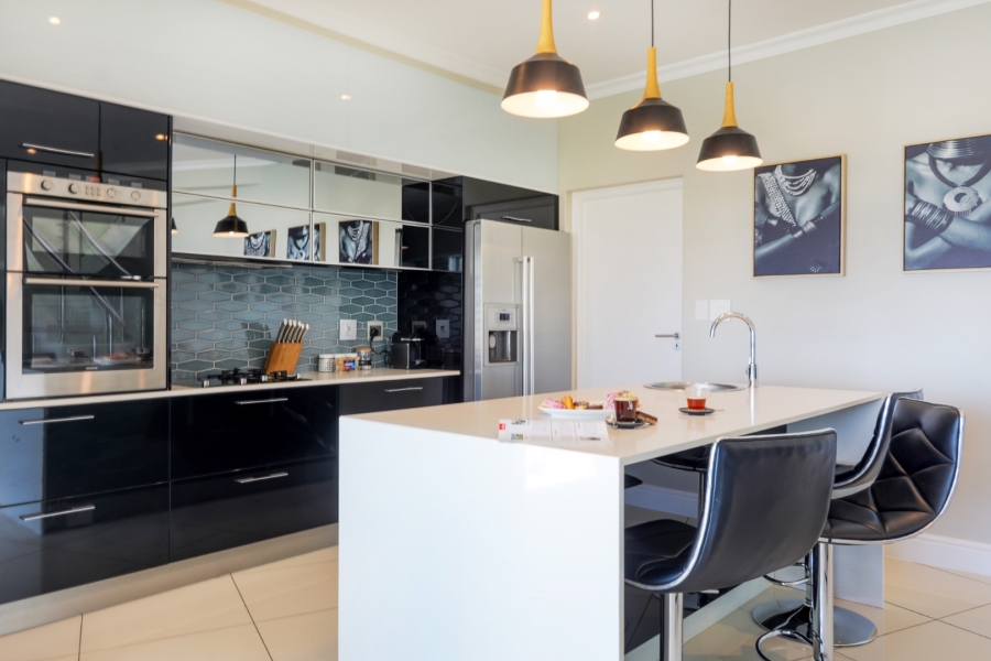 To Let 5 Bedroom Property for Rent in Camps Bay Western Cape